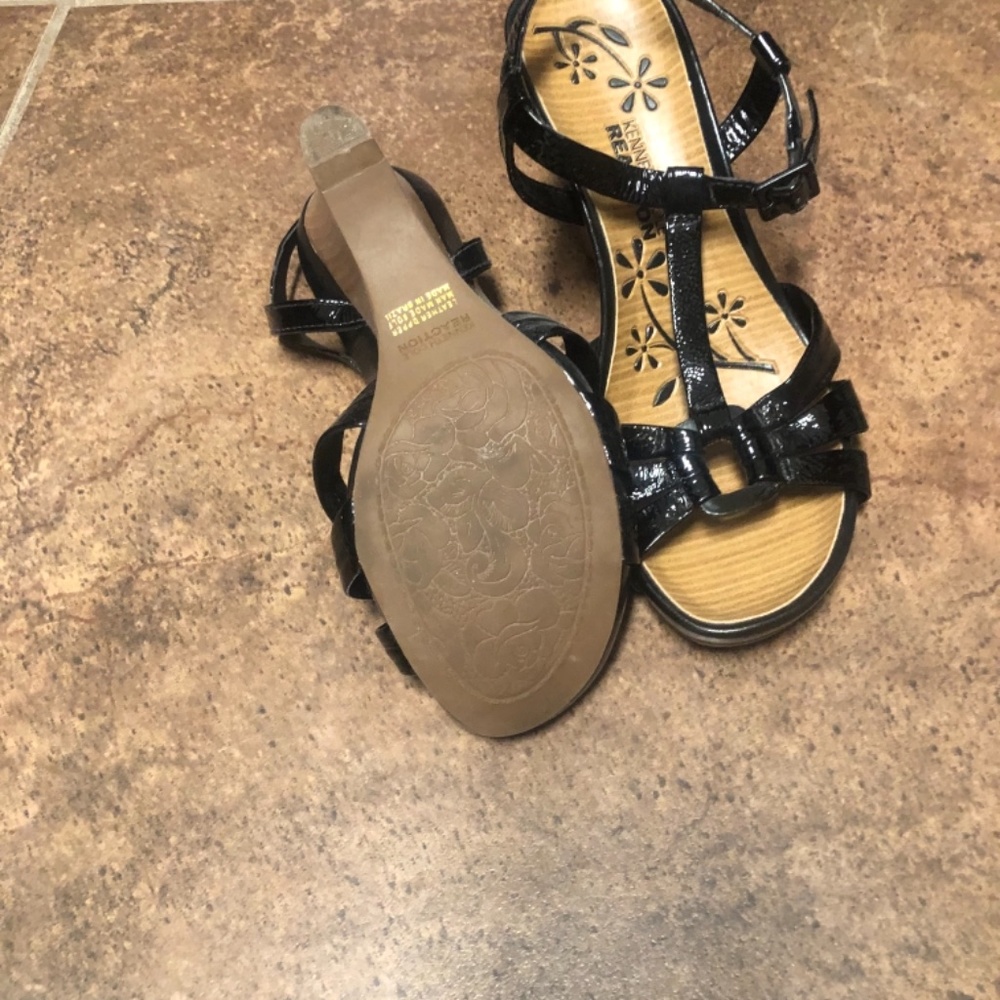Sandals - Picture 3 of 3